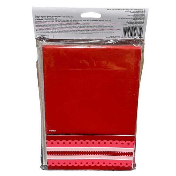 Wilton Eyelet Treat Boxes Sweetheart Set of 3 Per Package NEW Lot of 2 - Picture 2 of 9